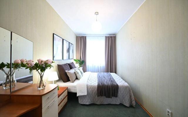 Пять Звезд на Елькина