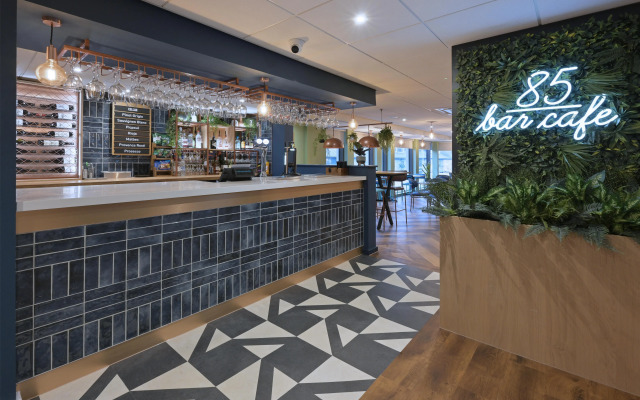 Travelodge Harrogate West Park