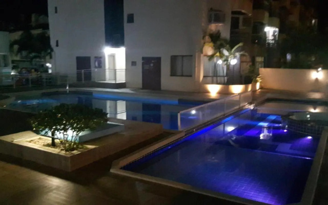 Apto Ingleses à 50mts da praia
