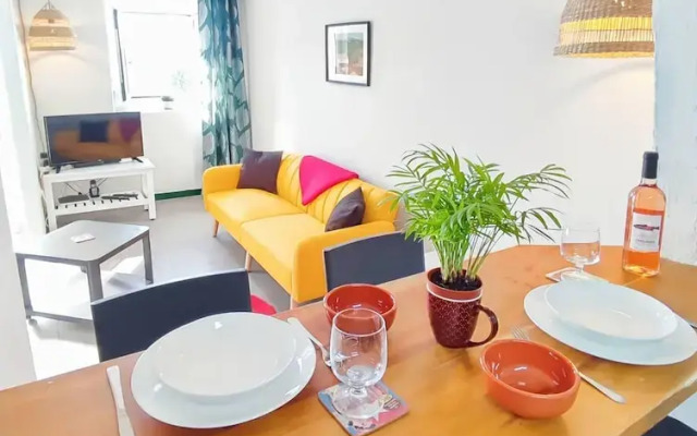 Cozy Vacation Rental in Peaceful Peral, Portugal