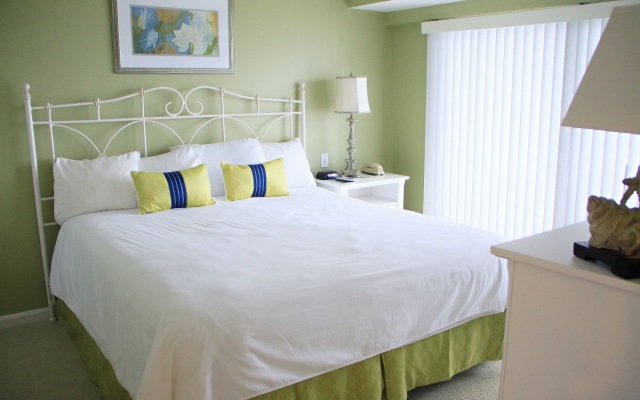 Surfside Hotel and Suites