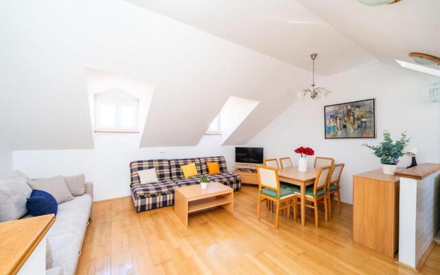 Apartments Foteza