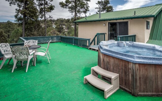 206 Coal Mountain - Three Bedroom Cabin