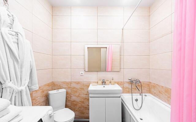 Пять звезд на улице Ленина 58