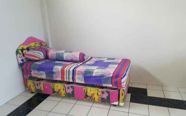 Affordable Room near Airport at 488 Home