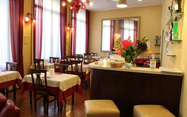 Hotel Belle Epoque