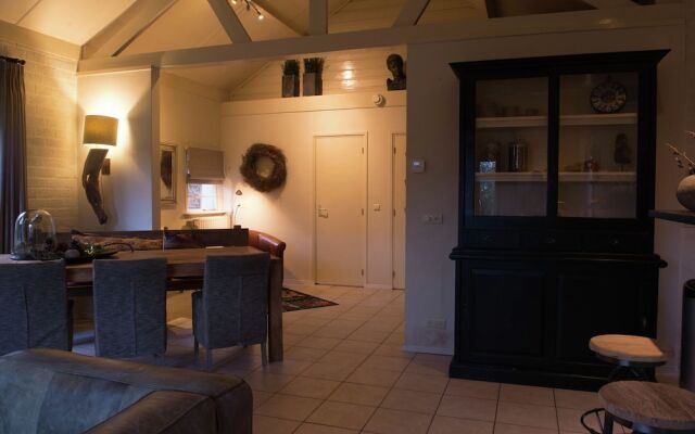 Bungalow With a Terrace at Bedafse Bergen