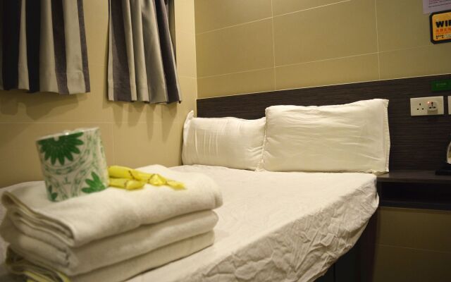 Mong Kok Guo Du Hostel