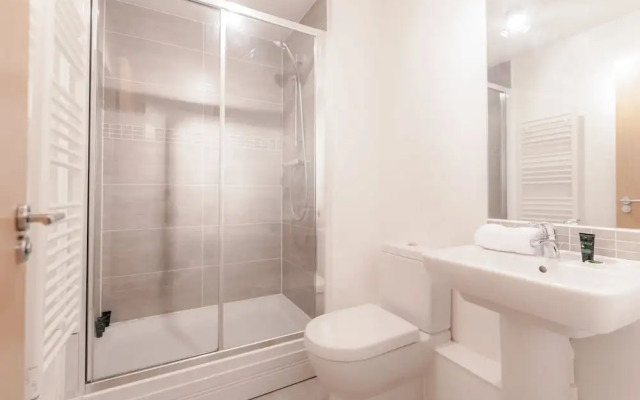 Roomspace Apartments -The Hurley