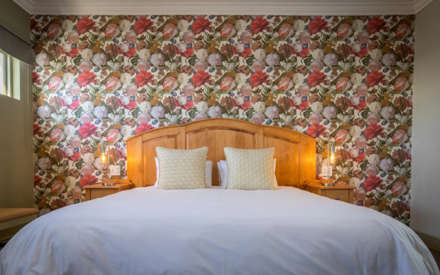 Montagu Country Hotel