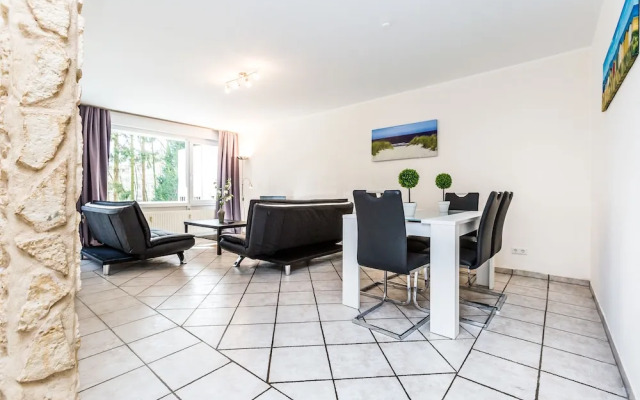 Little Manhatten Apartments