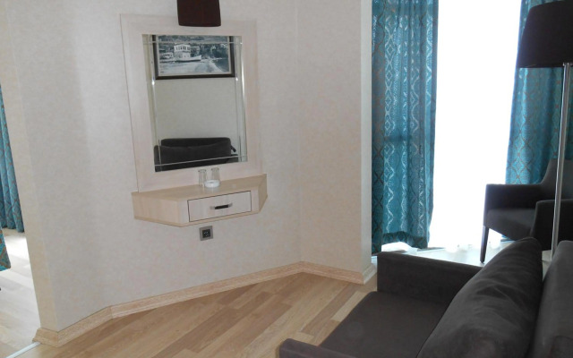 Parador Beach Hotel
