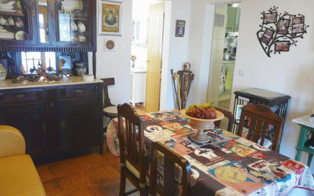 1908 Farmhouse