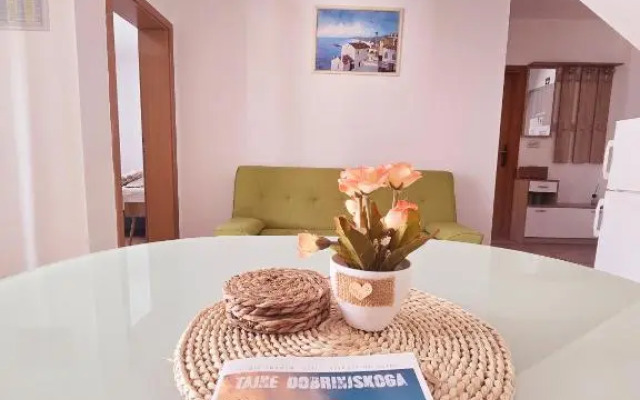Apartments Vugica Šilo