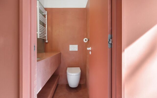 Olala Rainbow Suites