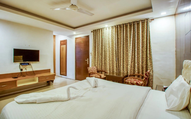 OYO 1455 Hotel Deep