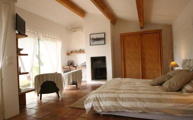 Mas Du Pont De Laute