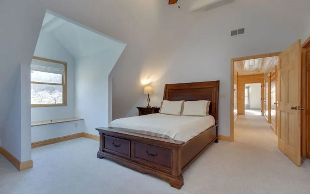 Orchard Hideaway by Jackson Mountain Rentals