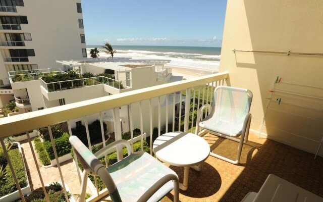 Anglesea Beachfront Court Holiday Units