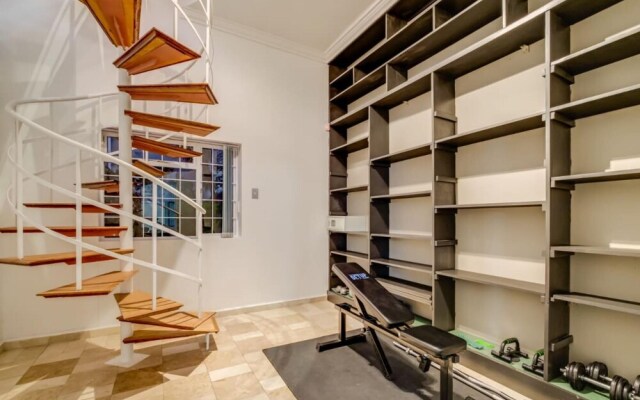 Coral House in Camps Bay