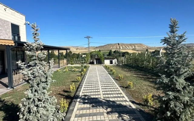 Green Valley House