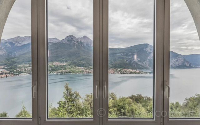 Easy Welcome Kosmopolitan