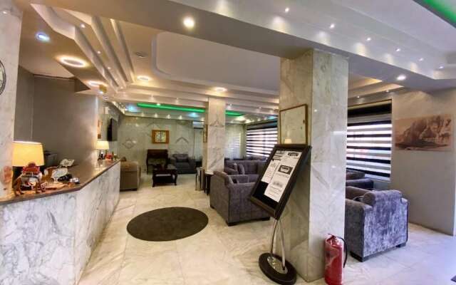 Alanbat Hotel