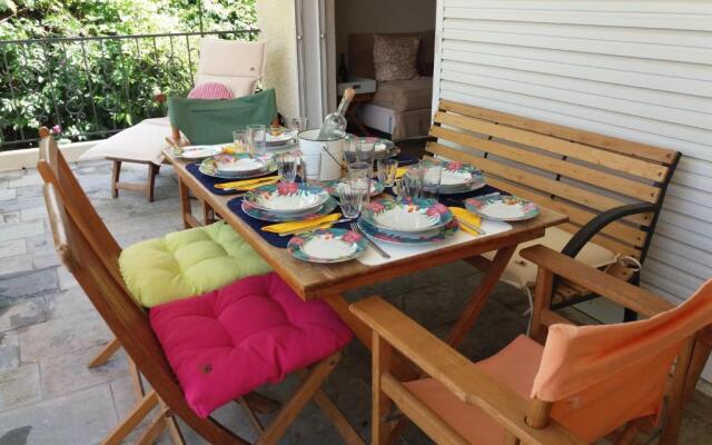 Villa Alkyon - Dreamy 3BR, Pool & BBQ next to Varnavas Beach
