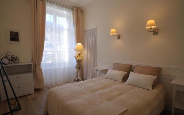 Appartement Mont-Dore, 2 pièces, 4 personnes - FR-1-608-85