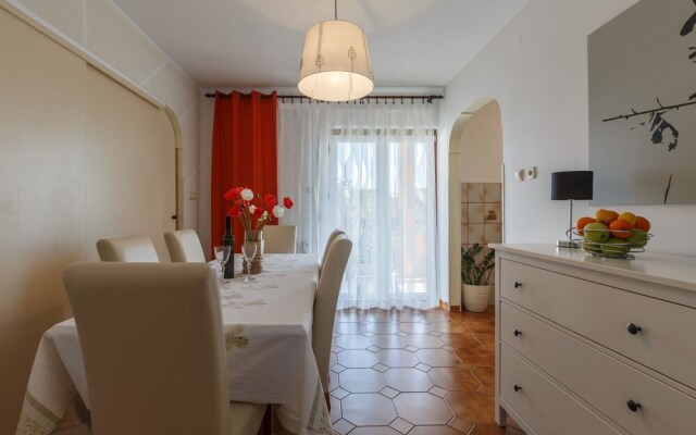 Villa Nina Apartments