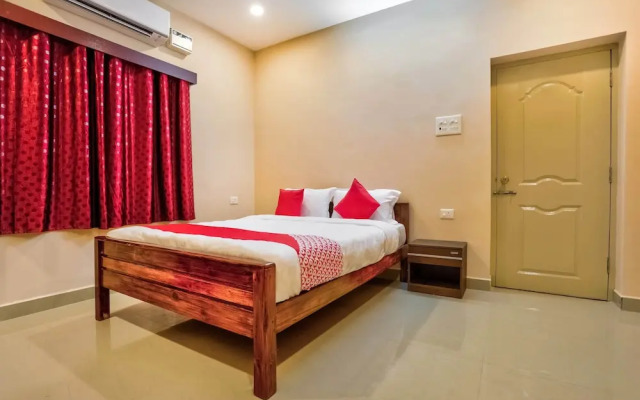 Sri Abirami Inn by OYO Rooms