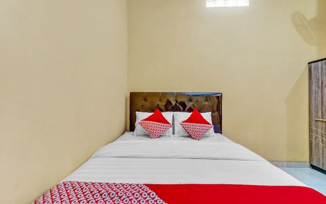 OYO 90768 Endrayanti Inn Syariah