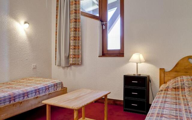 Appartement La Tania, 3 pièces, 8 personnes - FR-1-513-37