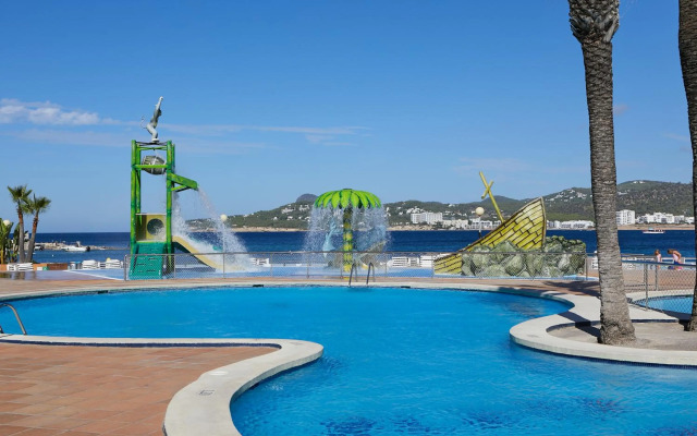 Playa Bella Beach Apartments