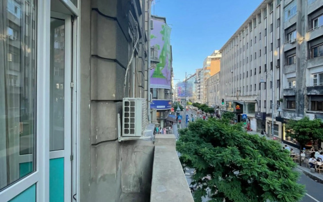 Studio Piata Amzei NR.1 (8 D)