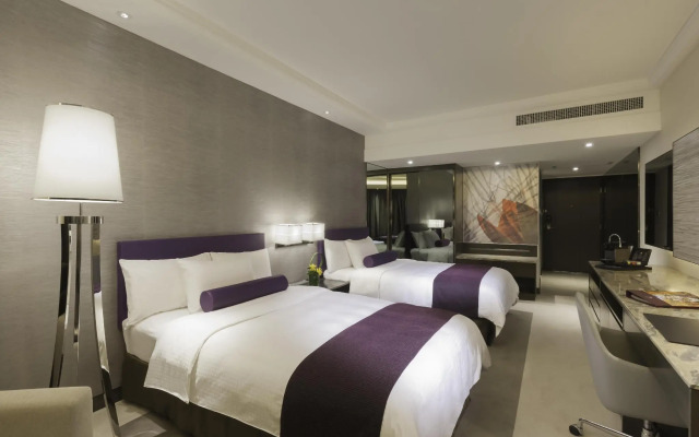 Gateway Hotel