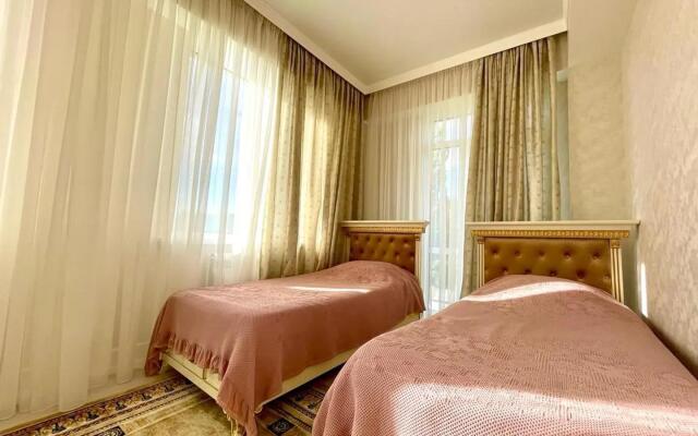 Апартаменты на улице Коллективная 11