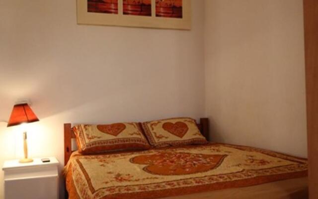 Top Apartment