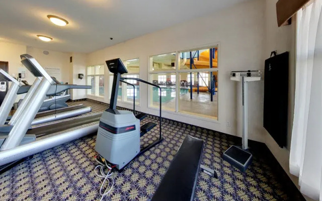 Holiday Inn Express Edmonton-International Airport