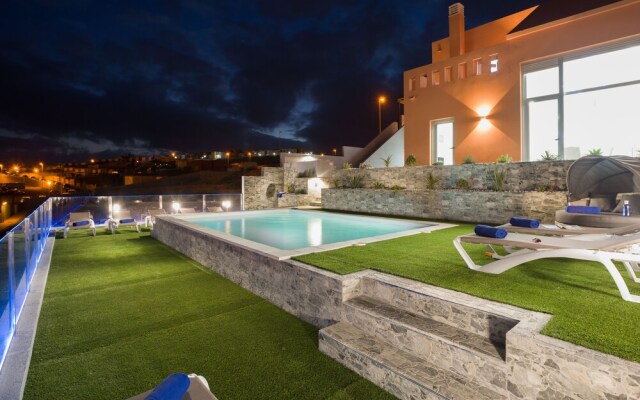 Villa Andrea, Ocean View, Heated Pool