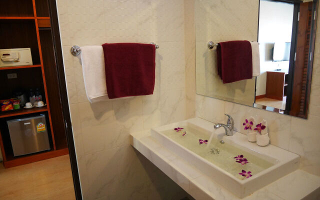 The Sunset Beach Resort Koh Kho Khao