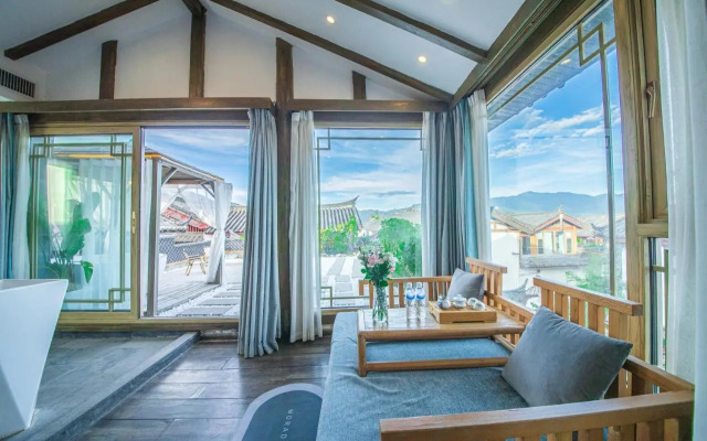 Langyue Hanfu Travel Theme Inn (Lijiang Ancient City Branch)