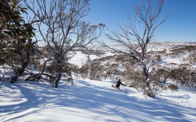 The Elements East - Jindabyne