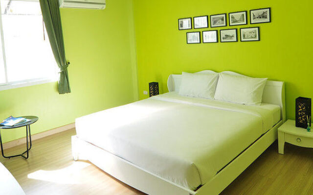 Sleep Room Guesthouse Phuket