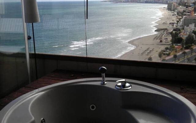MalagaSuite Benalmadena Impressive Views Apartment