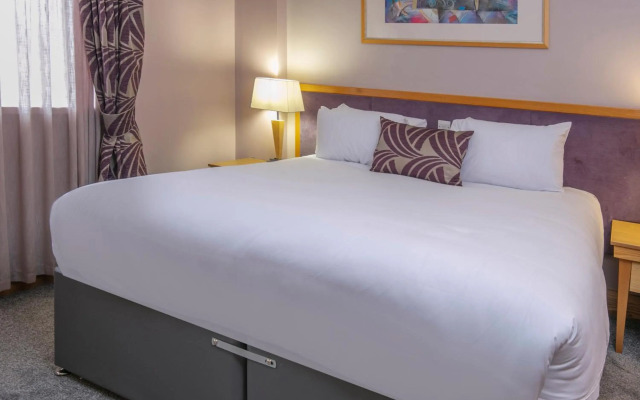 Best Western Premier Knowsley Suites Hotel & Spa