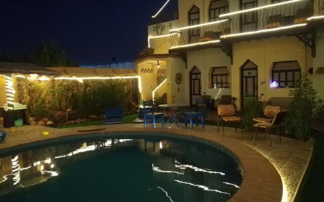 Monica Hotel