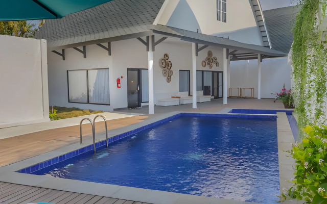 Jambuluwuk Oceano Resort Gili Trawangan