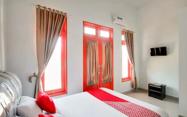 OYO 3844 Shinta Guesthouse