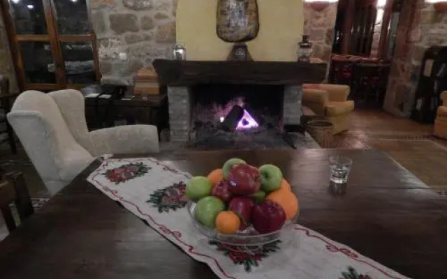Helydorea Country House